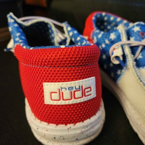 Hey Dude Wally Sox Tri American Patriotic Flag - Picture 3 of 4